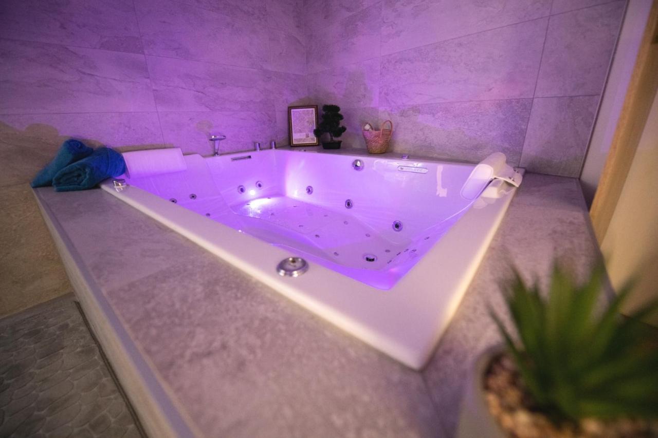 Lova Spa Saint-Etienne Экстерьер фото